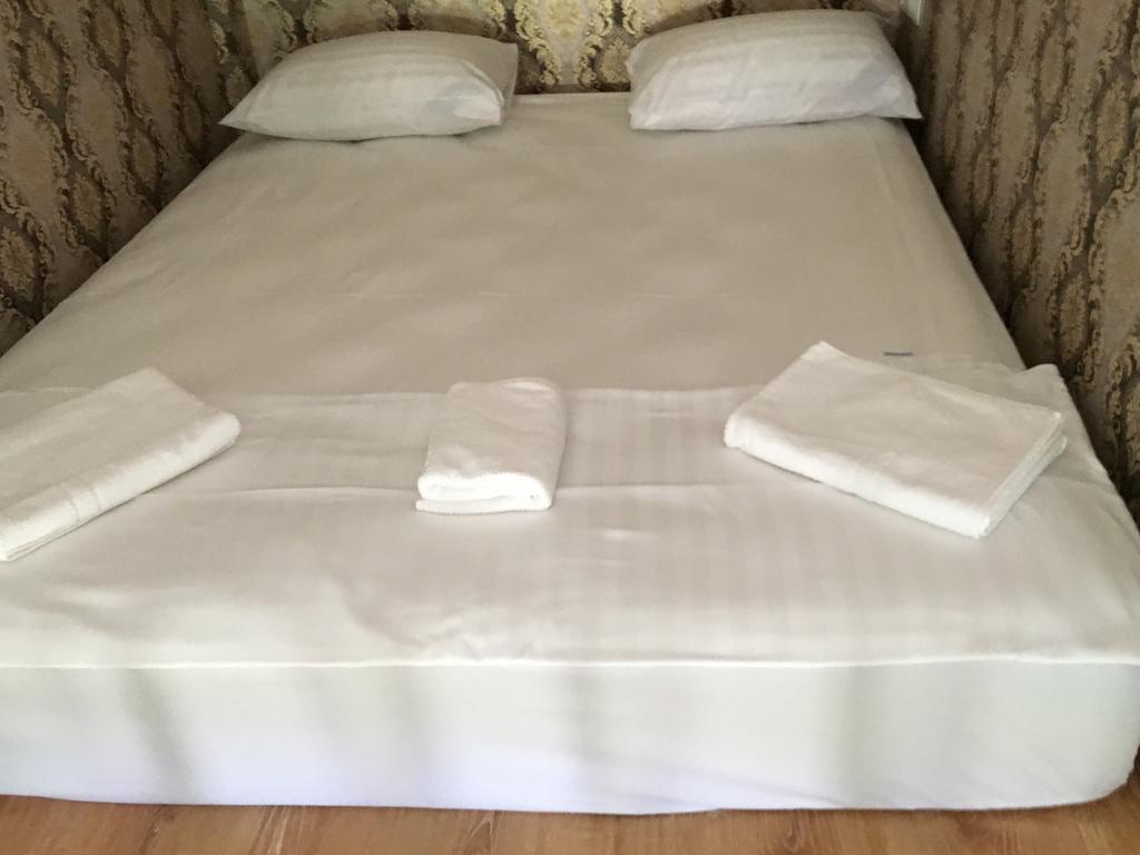 Old Town - Ultra Central Apartment Bukarest Kültér fotó
